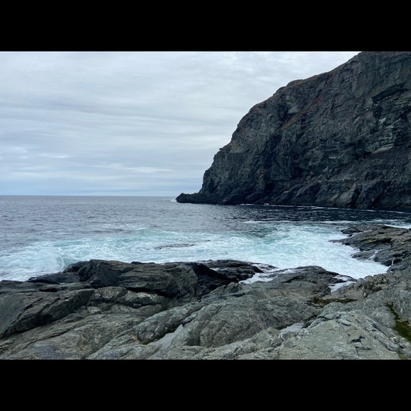 Meet your Posher, Vanessa - Picture 2 of 2